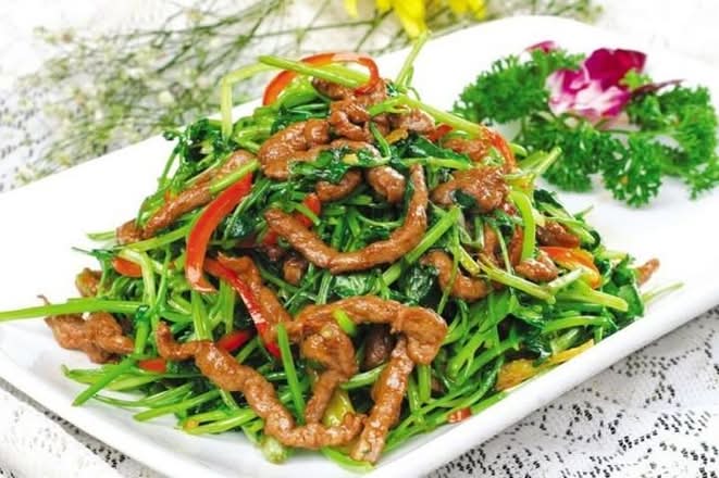B11 Cilantro Beef 香菜牛肉